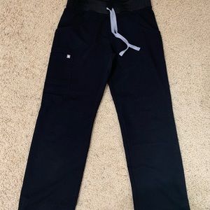 FIGS Black Scrub Pants (XS/Short) Women’s